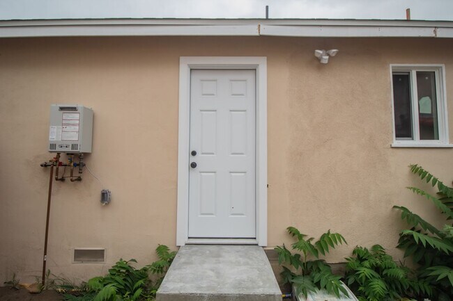 Photo - 2216 Continental Ave
