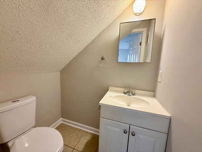 Photo - 1132 Montcalm St