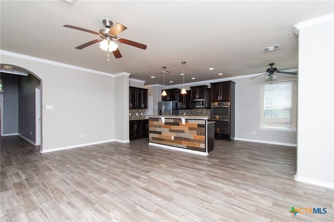 Building Photo - 3264 Vineyard Trail Rental