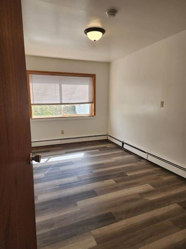Photo - 604 2nd St Unit SS 3