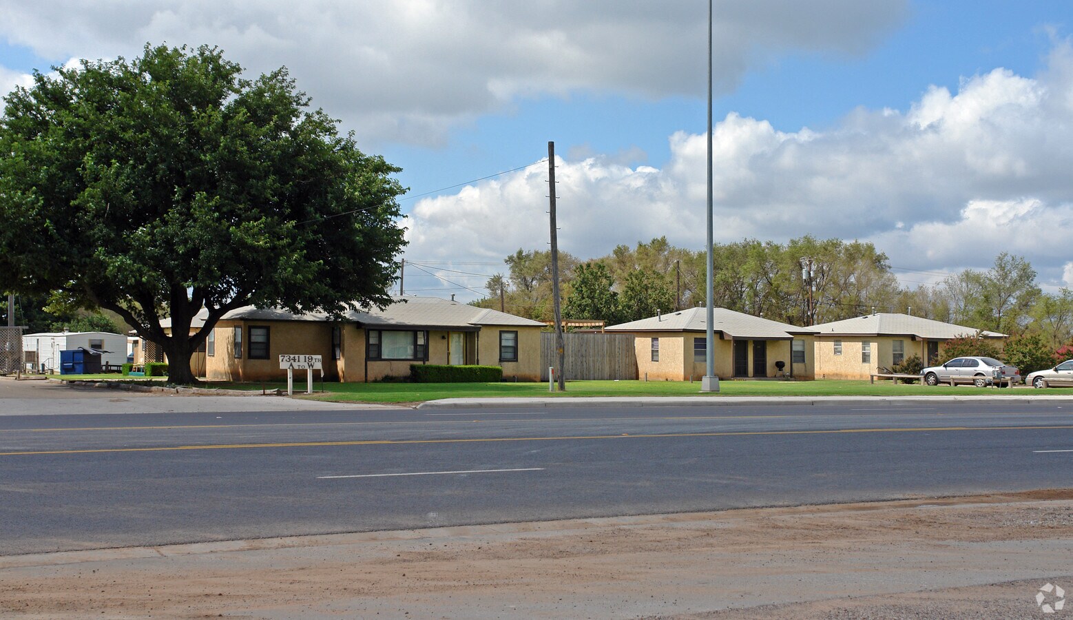 Kendrick Apartments - Kendrick Apartments