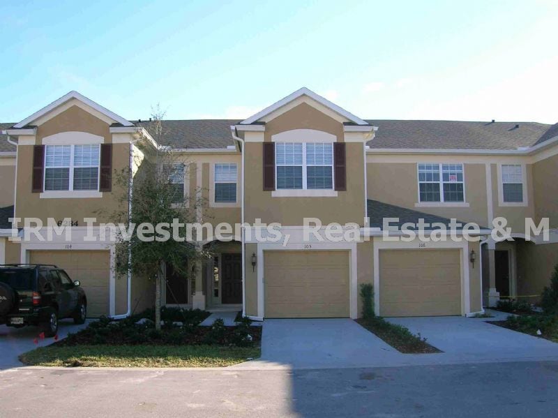 3 bedroom Townhome with Lake view!! - 3 bedroom Townhome with Lake view!!