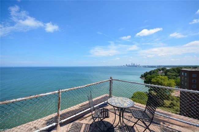 Photo - 11850 Edgewater Dr Unit 101