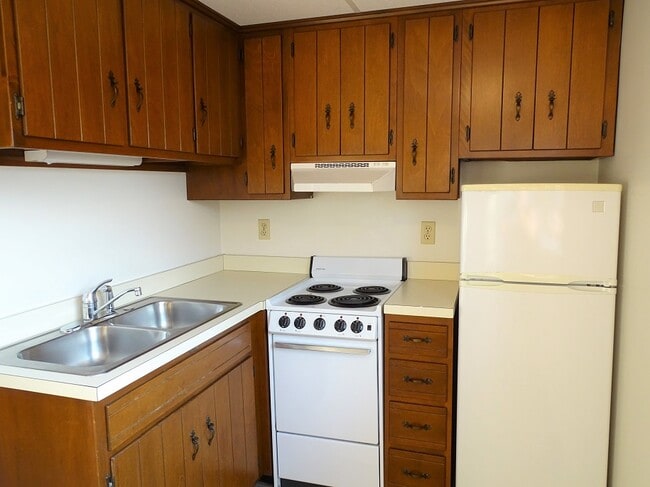 Photo - 215 W Main St Unit C