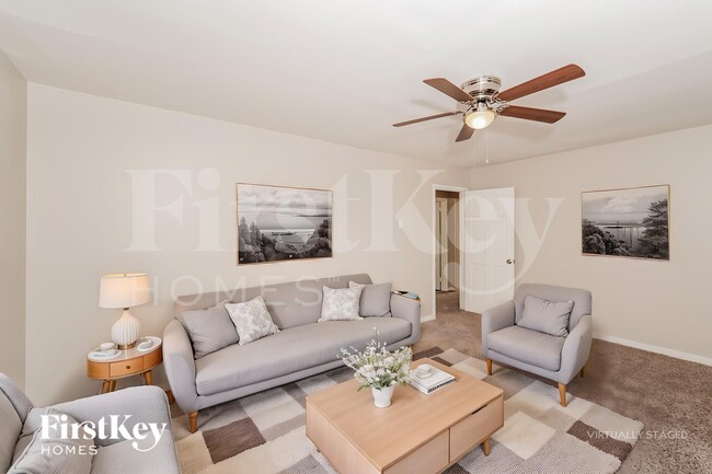 Photo - 508 26th Ave NE