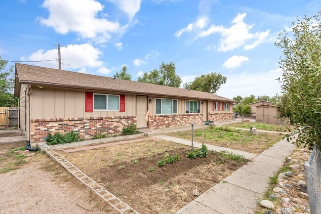 Building Photo - 7185 Alegre Cir Unit 7185 Alegre