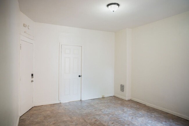 Photo - 621 Park St Unit 1