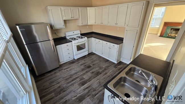 Photo - 3923 Spencer Ave Unit 2