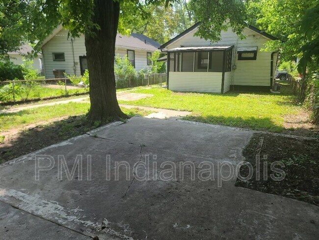 Photo - 2153 Sugar Grove Avenue