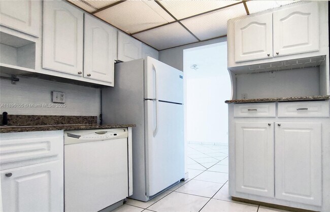 Photo - 500 Bayview Dr Unidad 2127