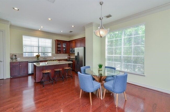 Photo - 3316 Clearview Cir