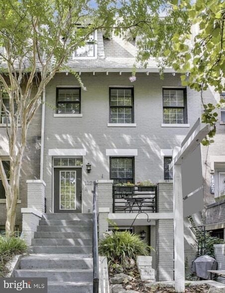 Building Photo - 1129 Columbia Rd NW