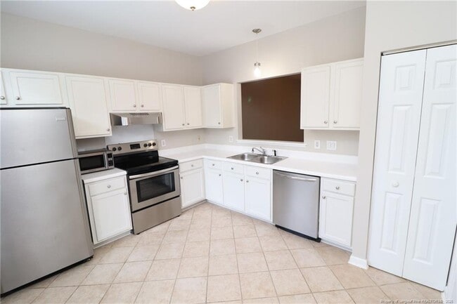 Photo - 114 Windward Ct