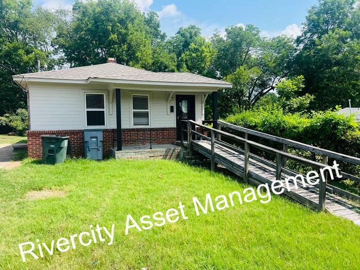 A MUST SEE!!!! SECTION 8 WELCOMED !!!!! - A MUST SEE!!!! SECTION 8 WELCOMED !!!!!