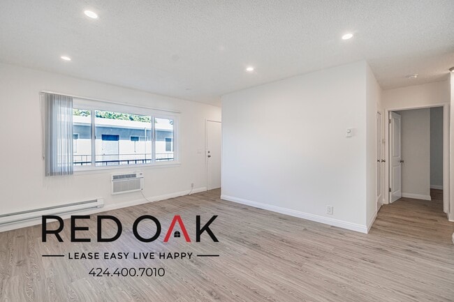 Photo - 20436 Cohasset St Unit 3