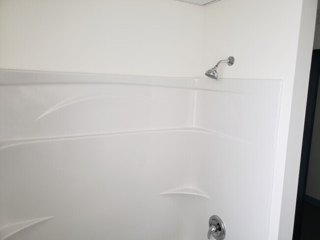 Photo - 27 W King St Unit D