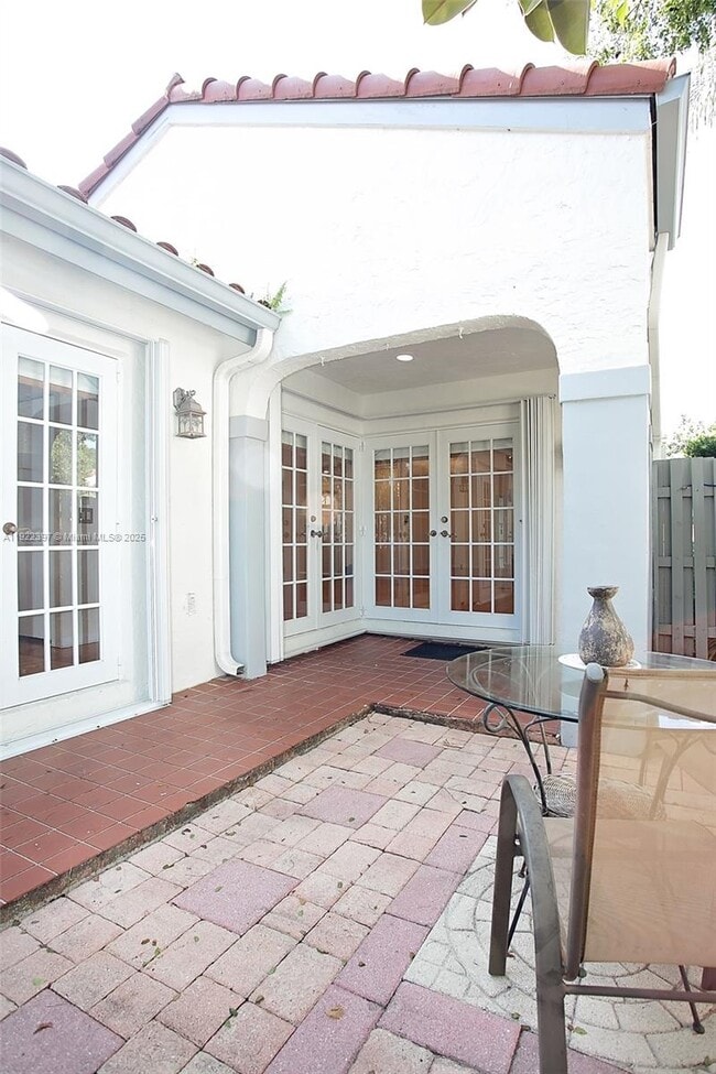 Photo - 1361 Cottonwood Cir