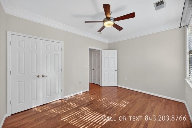 Photo - 1589 Cambridge Lakes Dr