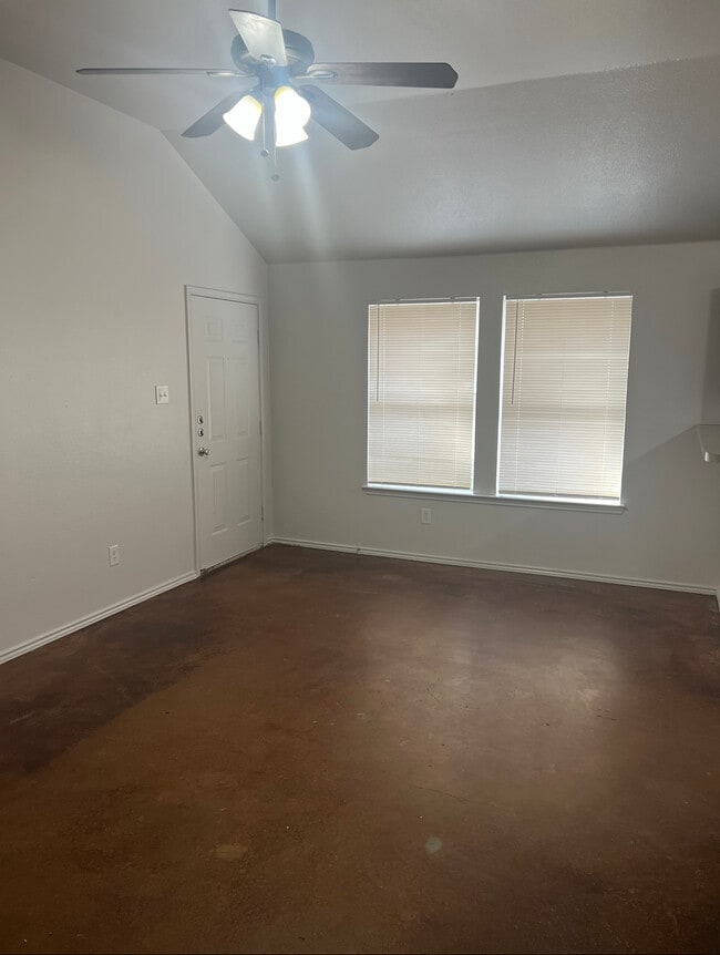 Photo - 7802 Downe Dr