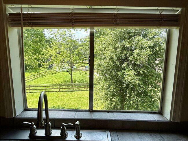 Photo - 17903 Strack Dr Unit Garage