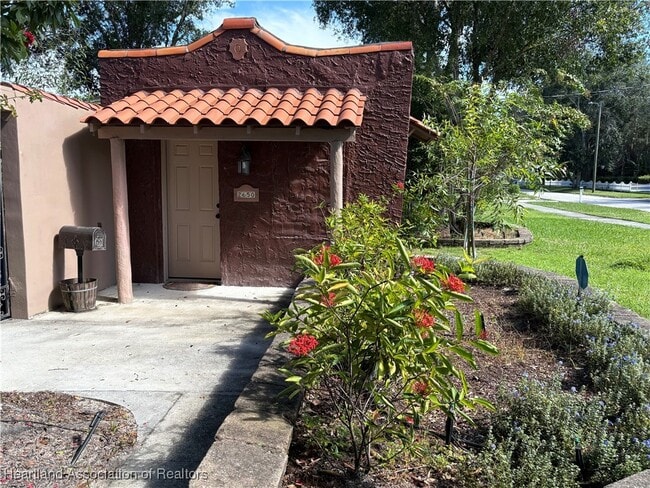 Photo - 2650 Lakeview Dr