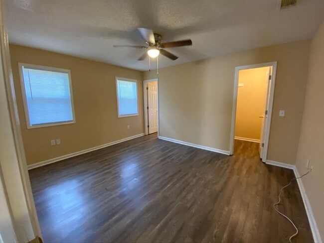 Photo - 1205 Beaver Creek Dr Unit A