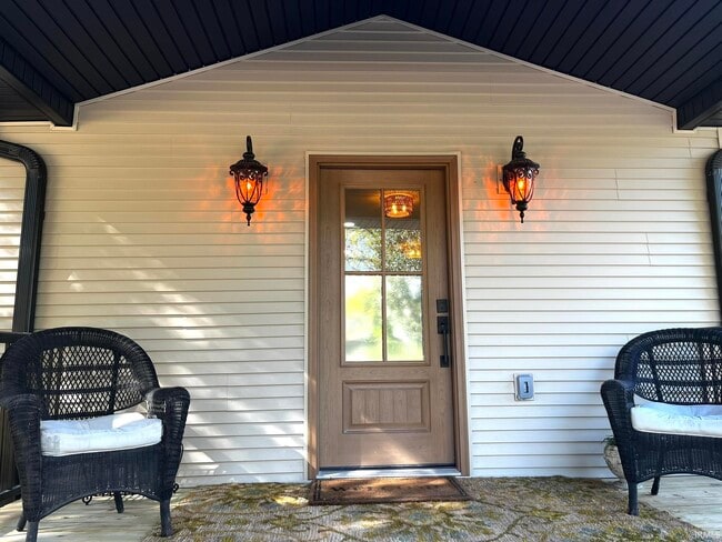 Photo - 624 Monroe St