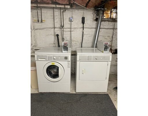 Photo - 236 Somerville Ave Unidad 3