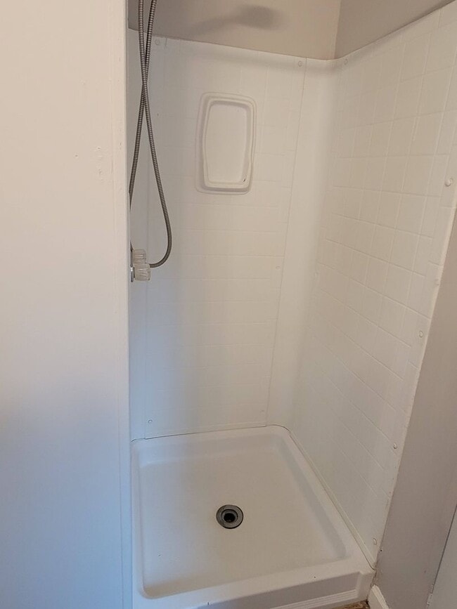 Photo - Charming and Peaceful Private Home with Granite Countertops & Wooded Views