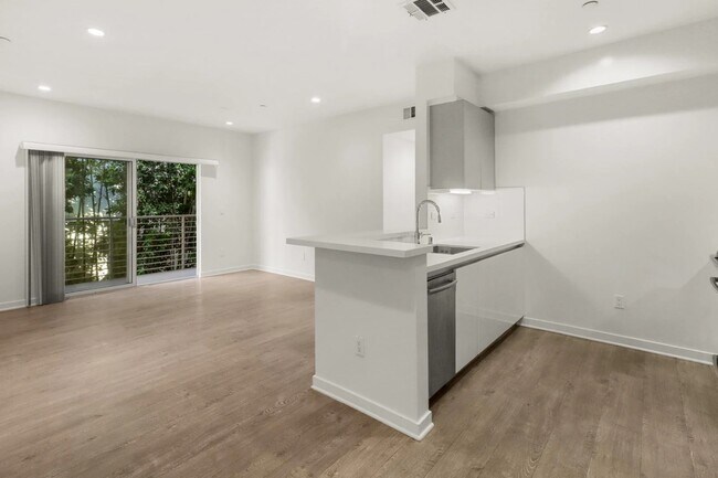 Photo - 11776 Idaho Avenue,