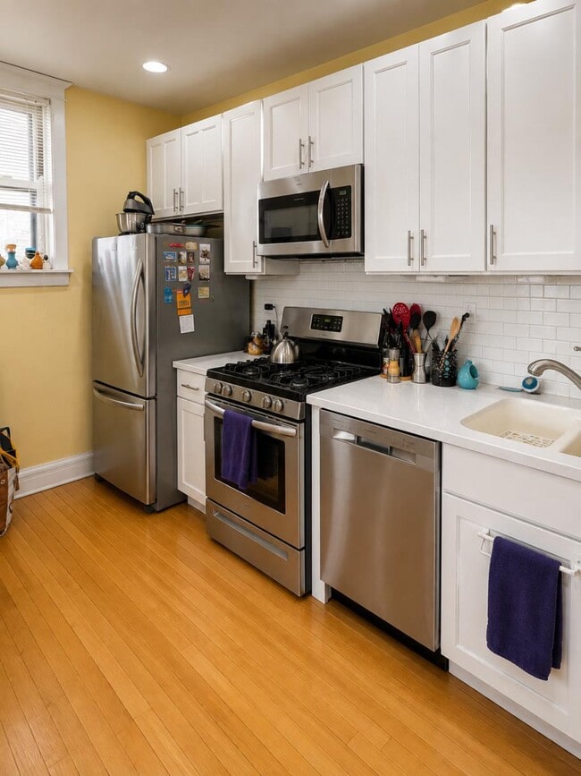 Photo - 7658 N Sheridan Rd Unit 3