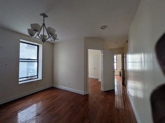 Photo - 537 W 158th St Unidad 23