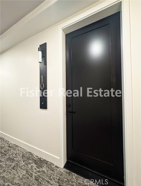 Building Photo - 402 W Grand Ave Unit 106