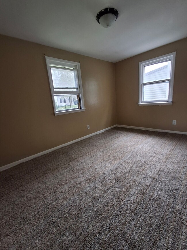 Photo - 1807 W 27th St