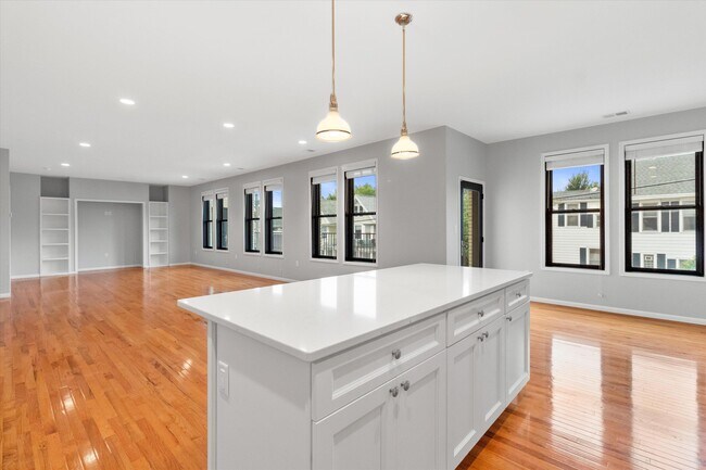 Photo - 1697 N Marshall St