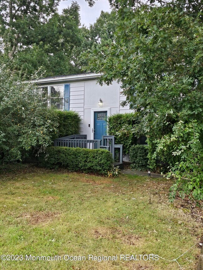 Photo - 161 Lighthouse Dr