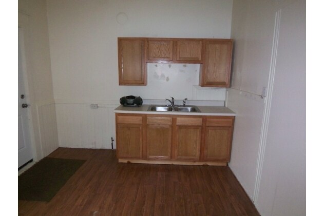 Photo - 128 State St