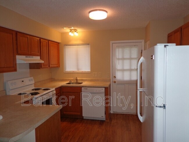 Photo - 4520 N New Hope Rd