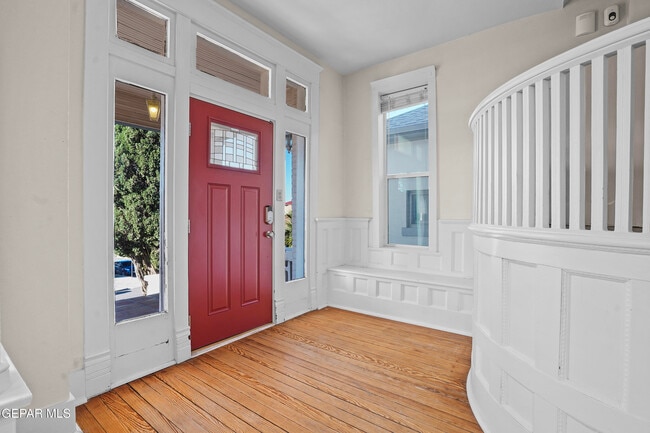 Photo - 711 Upson Dr