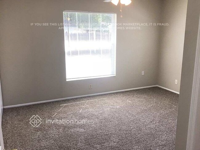 Photo - 2805 39th St W