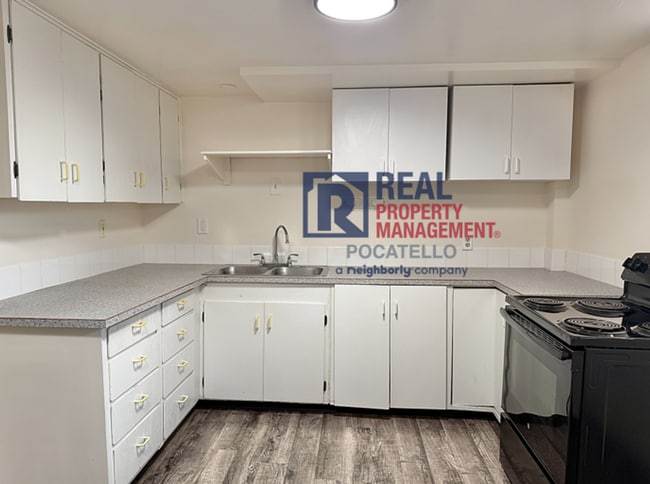 Photo - 625 El Rancho Blvd Unit 625 El Rancho Downstairs