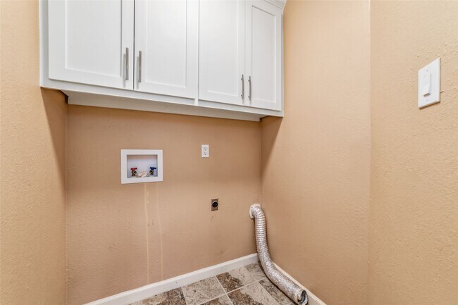 Photo - 5012 Irvington Blvd