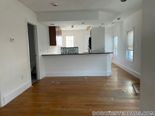 Photo - 6 Bowdoin Park Unit 3