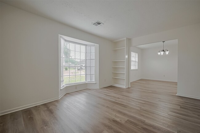 Photo - 10110 Margate Dr