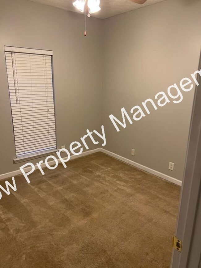 Photo - 3 Bedroom/ 2 Bath Home Available Immediately