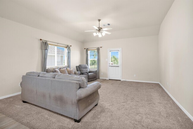 Photo - 223 Shoreview Dr