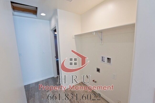 Building Photo - 514 Covey Ave Unit # C