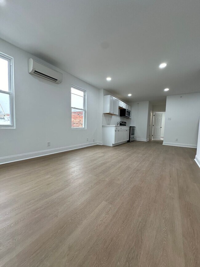 Photo - 1209 N Franklin St Unit 3