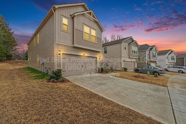 Photo - 11948 Red Leaf Dr