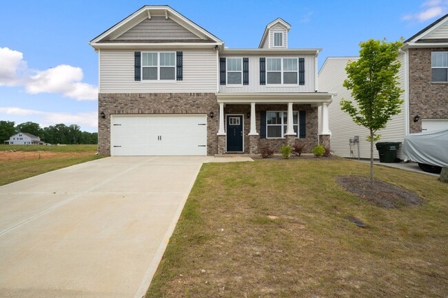 Photo - 4 BD, 2.5 BA, 2 Car Garage, Home Office - Easy Access to Highway SC-101 and 290